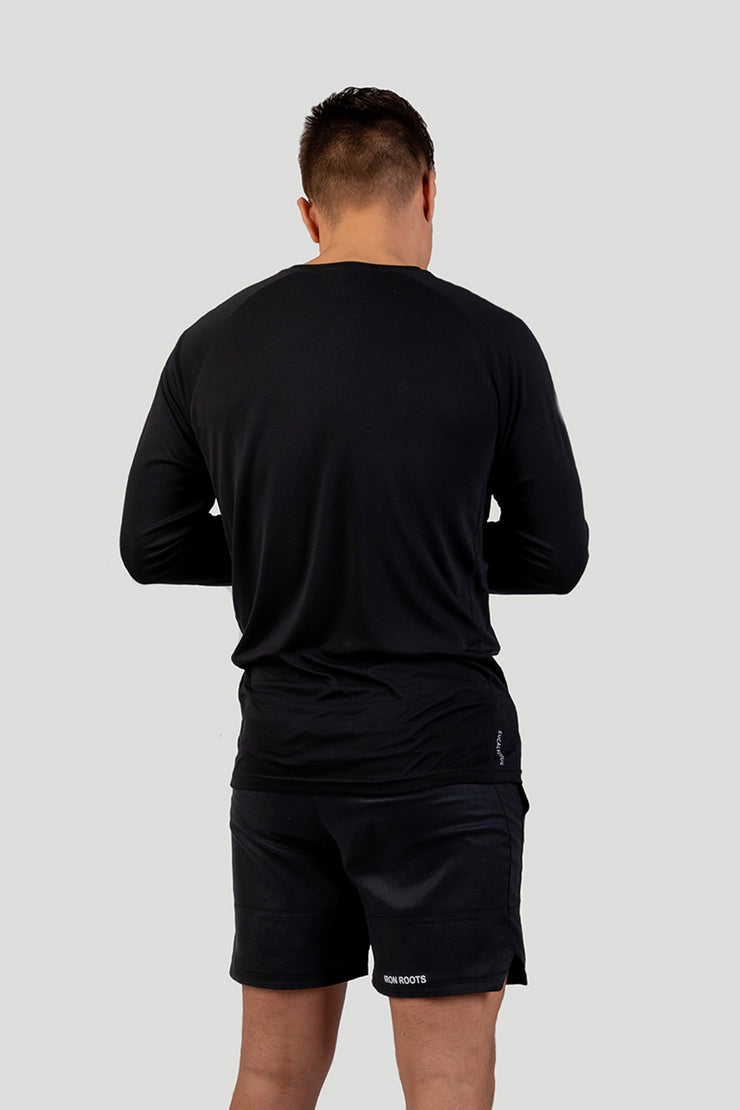 Iron Roots ethical longsleeve for workouts 